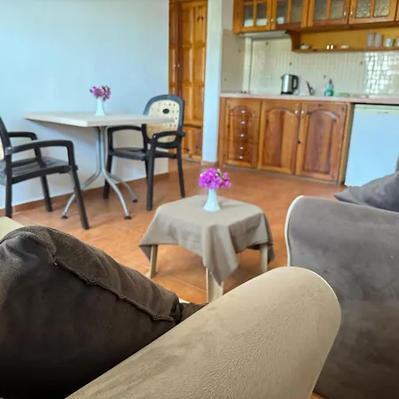 Beyaz Апартаменты