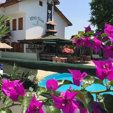 Апартаменты Beyaz *